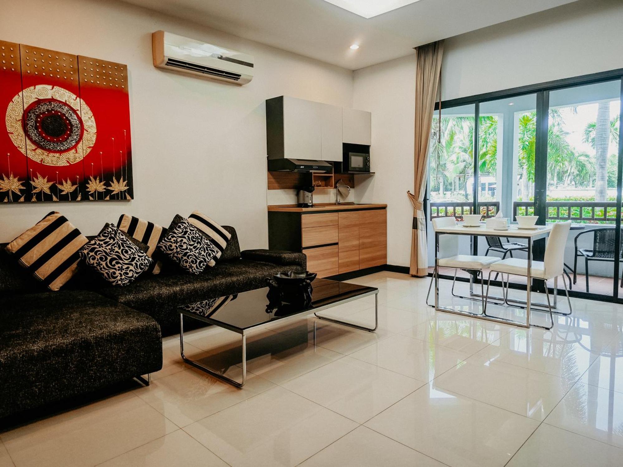 Rawai Grand House -Sha Plus Εξωτερικό φωτογραφία